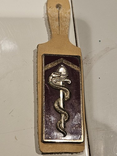 Insigne militaire ecole sous - insigne,