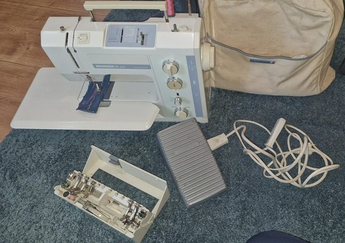 Bernina 1015 machine coudre - a,
