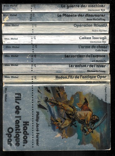 Lot de huit livres - de,