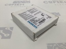 3RP15551AQ30     -    SIEMENS  -        3RP1555-1AQ30    Relais temporisé   NEUF