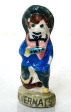 Fève Province Costume de