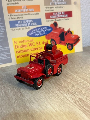 R1704 voiture miniature - -,