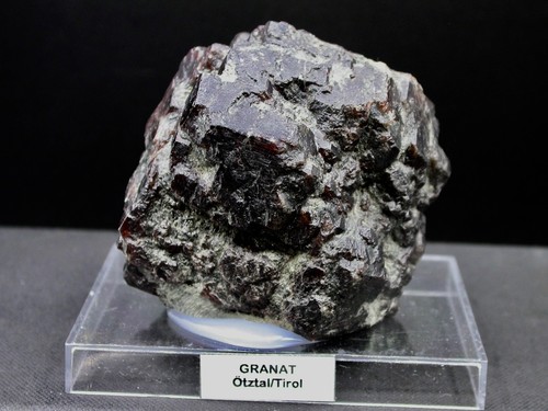 Grenats almandin ötztal - grenats,