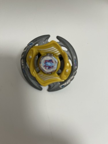 Beyblade takara tomy pices - takara,