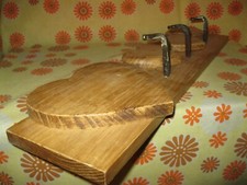 Ancien PETIT VESTIAIRE 4 COEURS en BOIS FER PORTE-MANTEAU 3 PATERES Déco Savoie