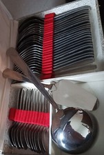 Ménagère complète Guy degrenne 38 pièces d'excellent état 