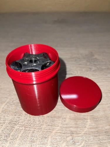 Boite rouge pour barillet