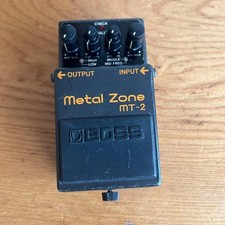 Effecteur guitare BOSS Metal