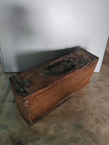 Ancienne caisse mg08 allemande - ancienne,