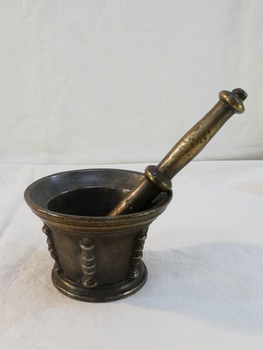 Ancien mortier pilon - mortier, en