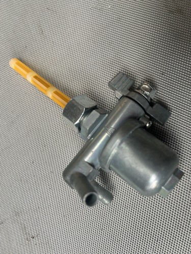 Robinet carburant m72 k750 - robinet, À