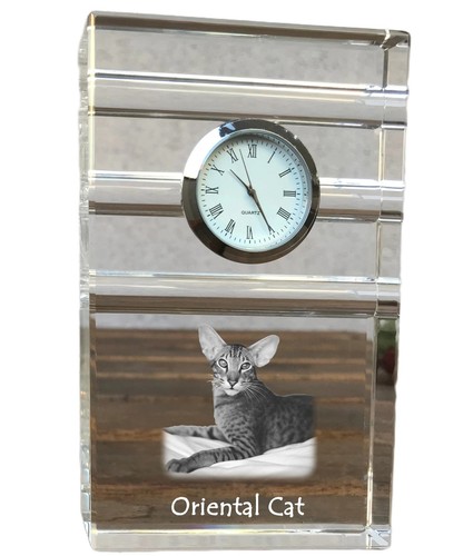 Oriental horloge trois - oriental, à