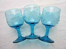 3 verres bleus Art Déco à