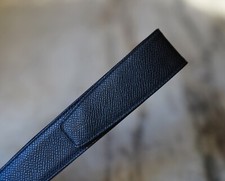 ETUI A STYLOS GRAF VON FABER-CASTELL EN CUIR NOIR GRAINE - MODELE UNE PLACE