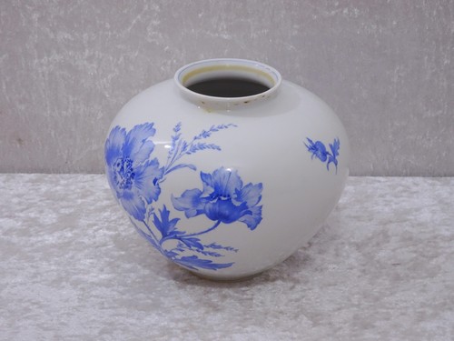 Vuasy5 vase porcelaine - -,