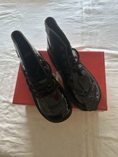 KICKERS Chaussures Montantes Vernies Noires  Taille 39  Neuves  Jamais Portées
