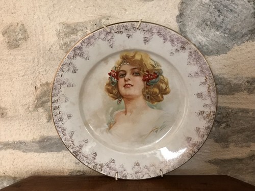 Assiette décorative