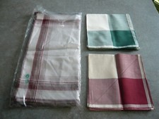 LOT 10 + 6 MOUCHOIRS 100°/° COTON - Dimensions 36 x 36 cm