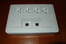 LEGRAND MOSAIC ENSEMBLE COFFRET 4 prises courant 2Pôles+Terre + 2prises ethernet