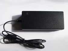 Adaptateur AC/DC, 12V- 4A