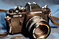 Chinon CM-5 avec Auto Chinon 1,7/50mm et housse originale
