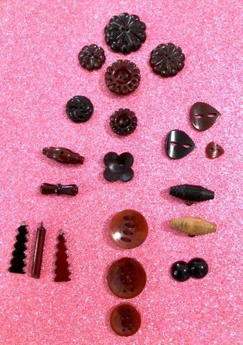 Bakelite and others set 21 - set, of