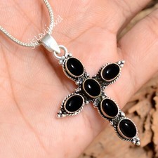 Pendentif croix femme en