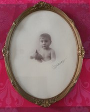 ancien Cadre ovale bois décoré photo enfant datée de  1932