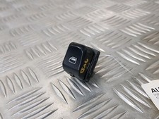 Bouton lève vitre avant droit