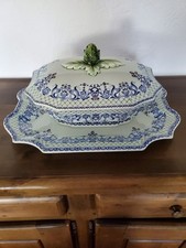 Soupière en faïence de Gien