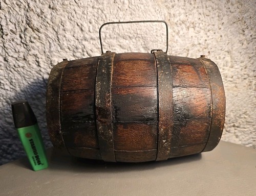 Ancien tonnelet petit - tonnelet, tonneau