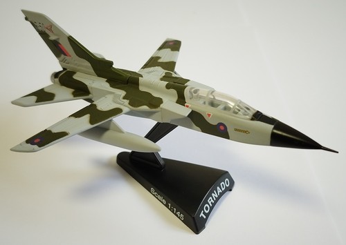 Avions militaires del prado - avions,