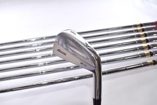 Set de 8 fers Mizuno MP-67