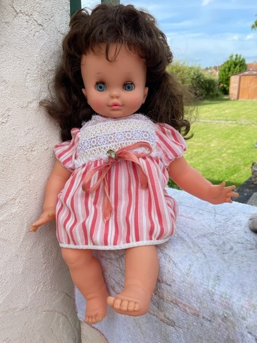 Poupee clodrey brune - aux, yeux