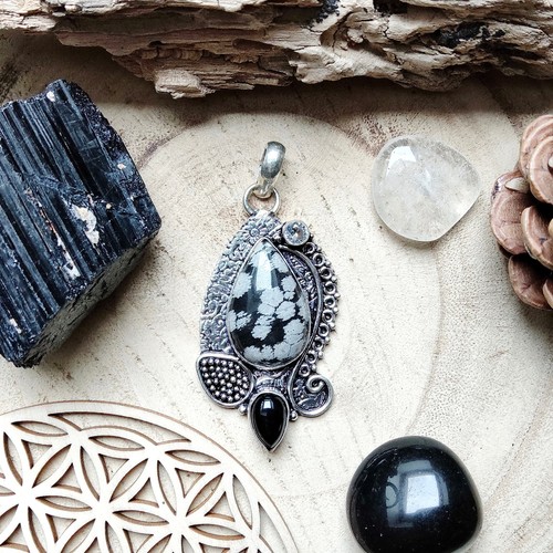 Pendentif bohème chic - , en