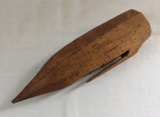 Coffin ancien en bois - étui de pierre à aiguiser - outil de faucheur