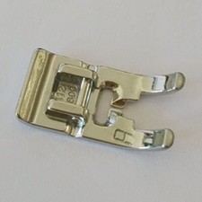 Husqvarna Viking Pied zigzag standard (A) 5 mm (1-7) 4123800-45