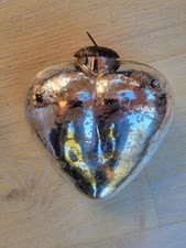 enorme boule de Noel coeur de