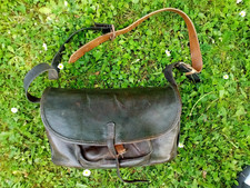 Ancienne sacoche des postes de facteur PTT dans l'état objet de métier