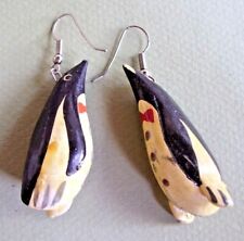 2663 / BOUCLES D'OREILLES PERCÉES "PINGOUIN" EN BOIS PEINT