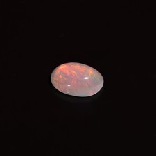 Cabochon de forme ovale en