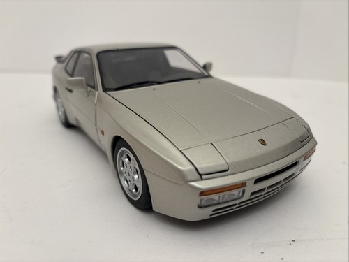 Porsche 944 turbo - s2, autoart