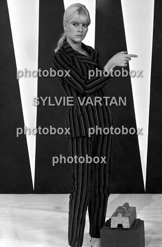 Sylvie vartan exclusive - vartan,