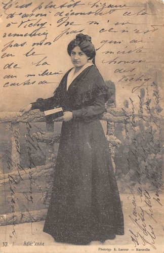 Cpa arlesienne - cpa, 13
