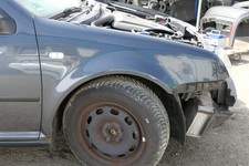 VW Bora aile voilier à droite