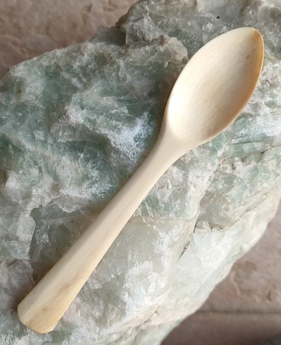 Petite cuillère corne - cuillère,