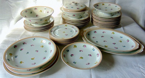 Service table assiettes - de,
