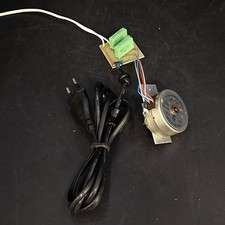 Rega PLANAR2 Connecteur