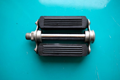 Vintage cyclomoteur pedale - vintage,