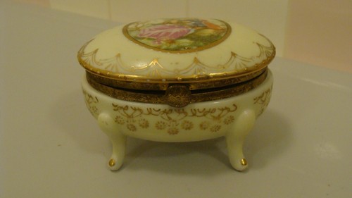 Vintage porcelain courting - vintage,